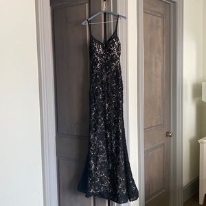 XSCAPE Formal Dress Size 4
